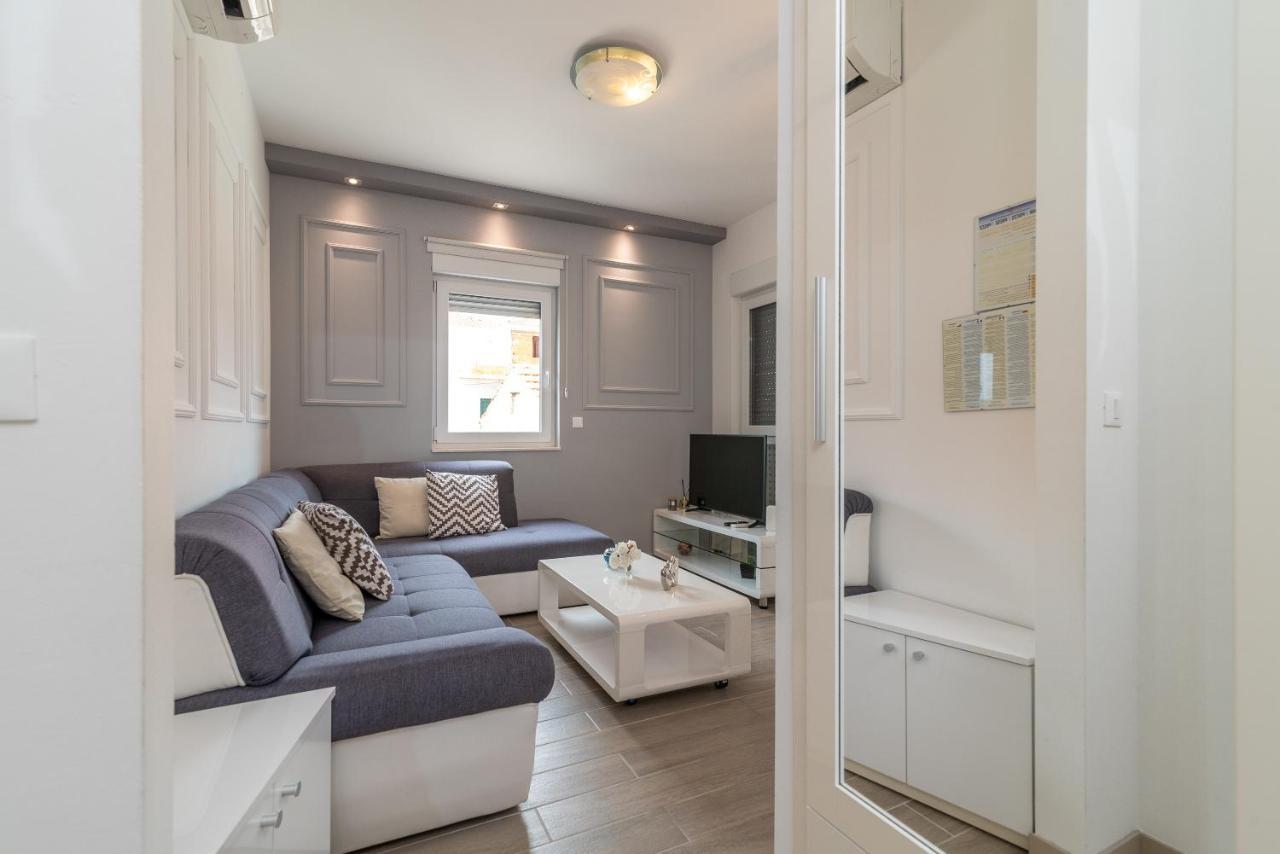 Apartman Lorena Trogir Ngoại thất bức ảnh