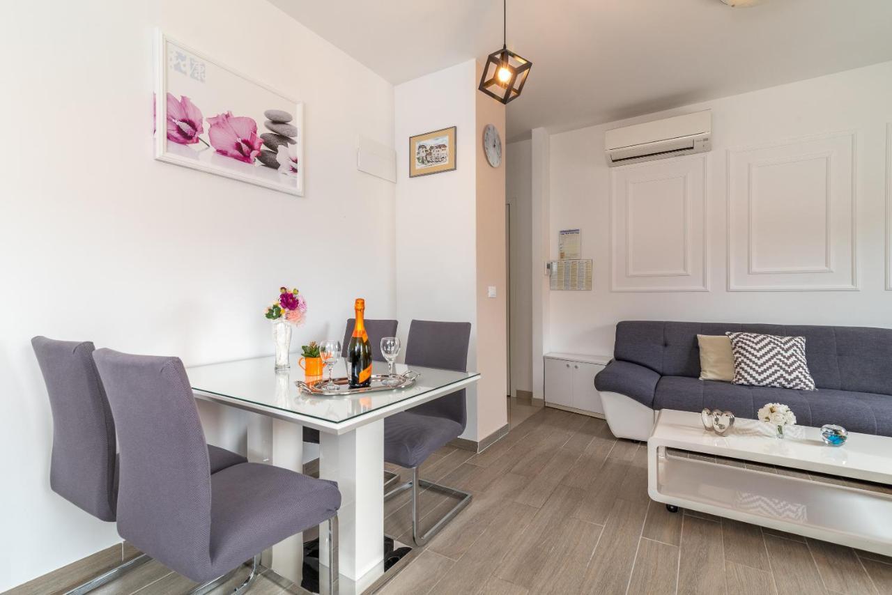 Apartman Lorena Trogir Ngoại thất bức ảnh