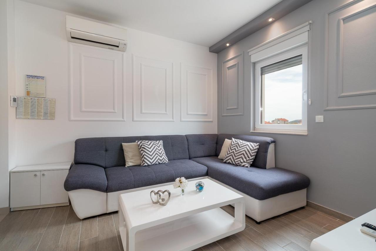Apartman Lorena Trogir Ngoại thất bức ảnh