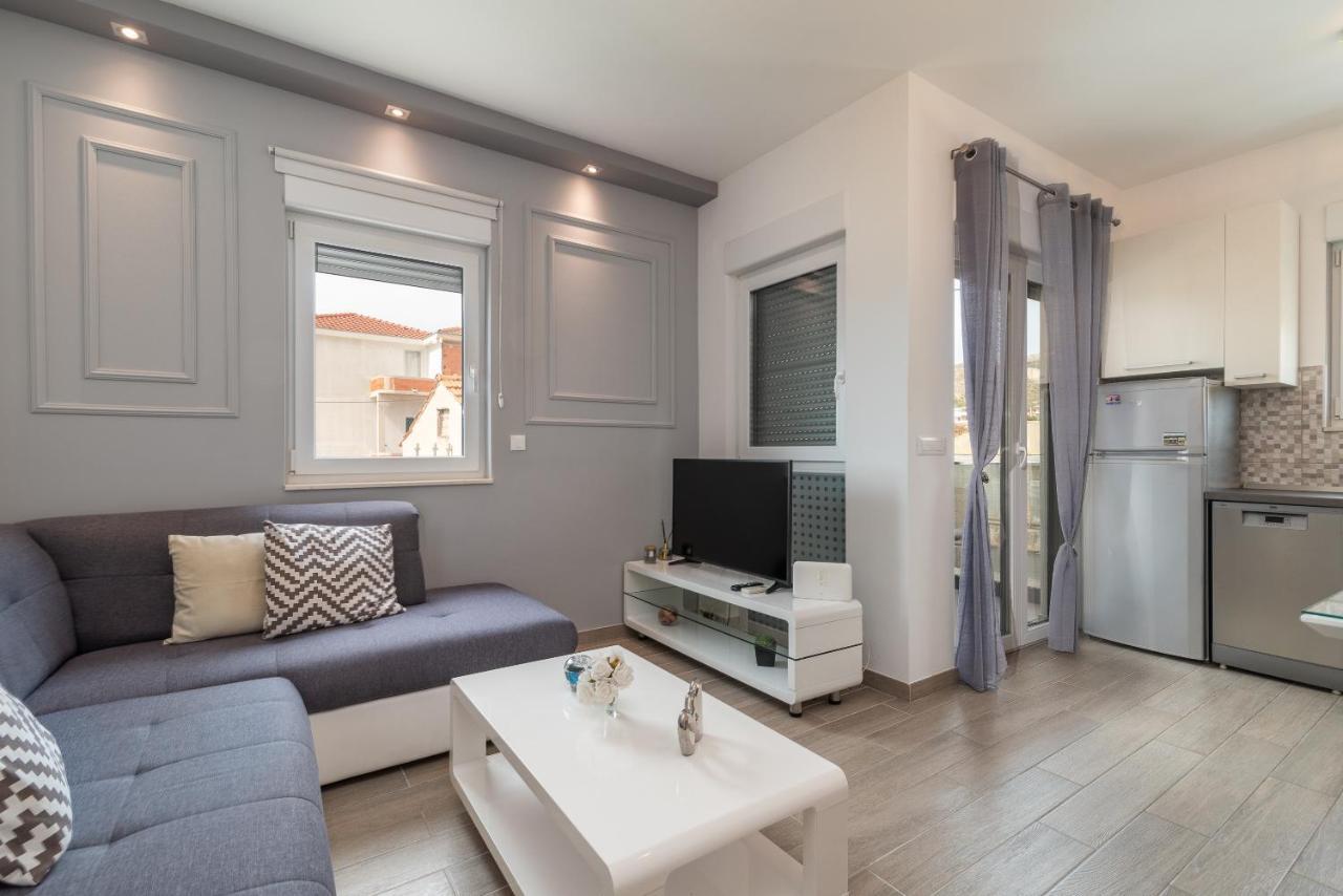 Apartman Lorena Trogir Ngoại thất bức ảnh