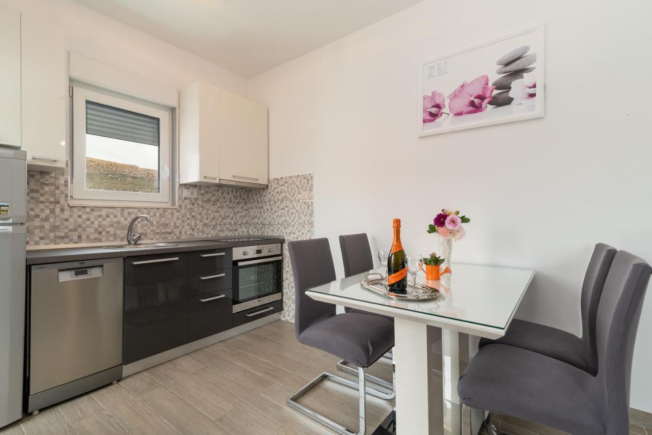 Apartman Lorena Trogir Ngoại thất bức ảnh